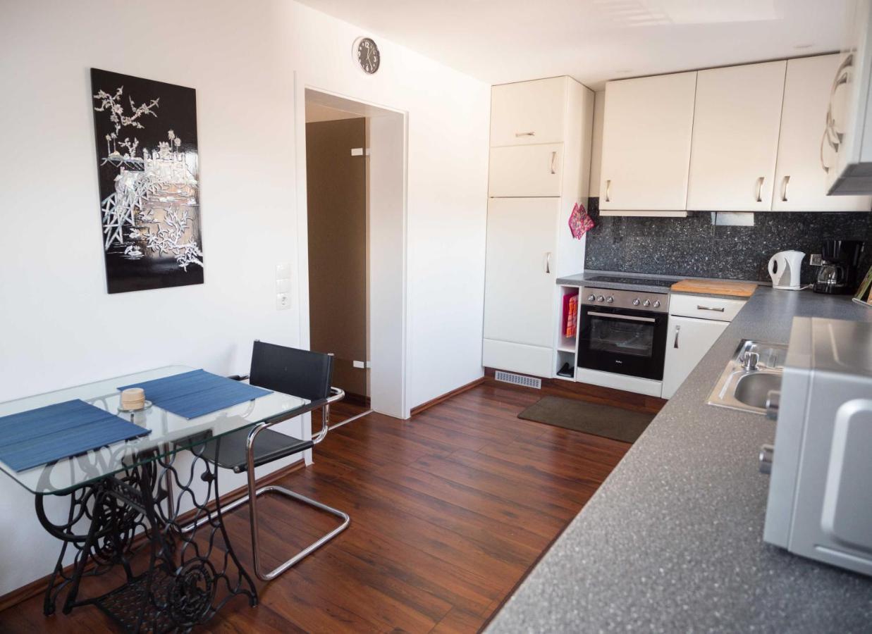 Ferienwohnung Moemlingtal Momlingen Chambre photo
